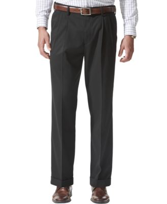 Dockers - Relaxed Fit Comfort Khaki Pleated Pants