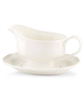 Mikasa - French Country Gravy Boat & Tray